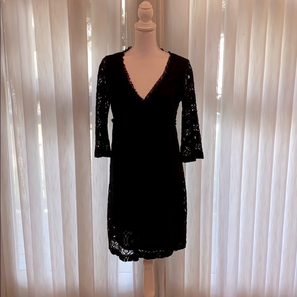 Ronni Nicole Little Black Dress size 10